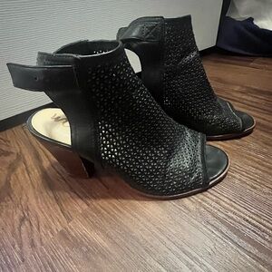 Sam Edelman Black peep-toe Heeled Sandals